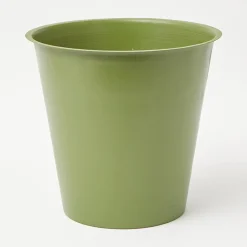 Mrs. Alice Adelaide Green Lattice Urn< Vases | Vases & Planters