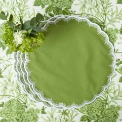 Mrs. Alice Apple Green Isabella Round Placemats (Set of 4)< Summer Table Linen | Placemats