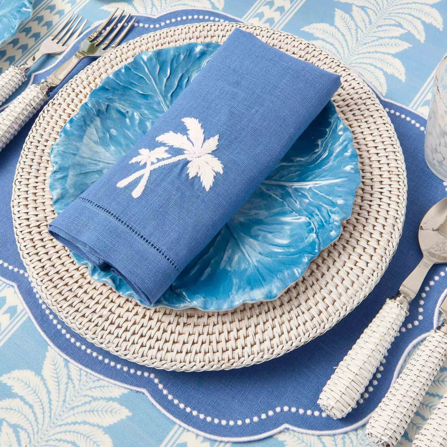 Mrs. Alice Blue Linen Eloise Placemats & Palm Tree Napkins (Set of 4)< Summer Table Linen