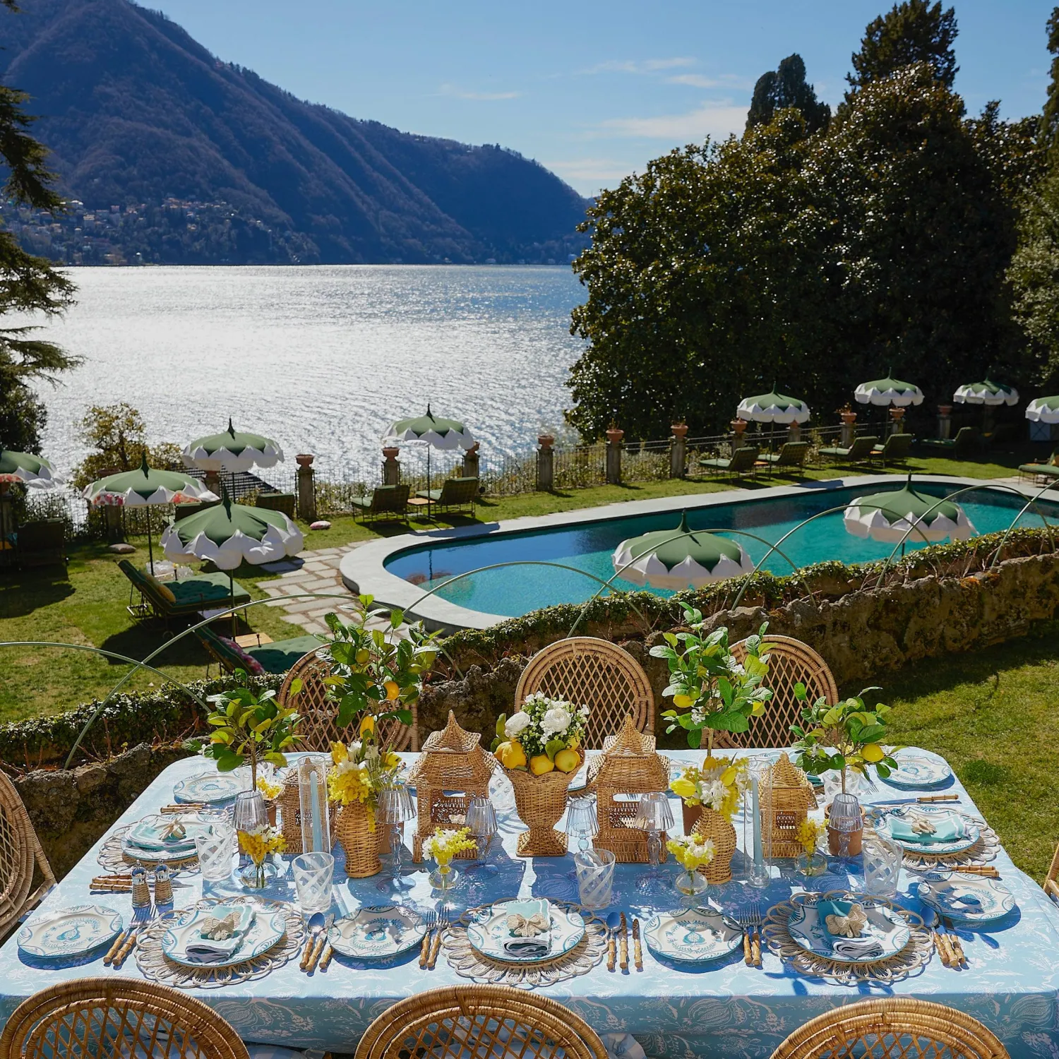 Mrs. Alice Blue Melograno Starter Plates (Set of 4)< Starter Plates | Crockery Sets