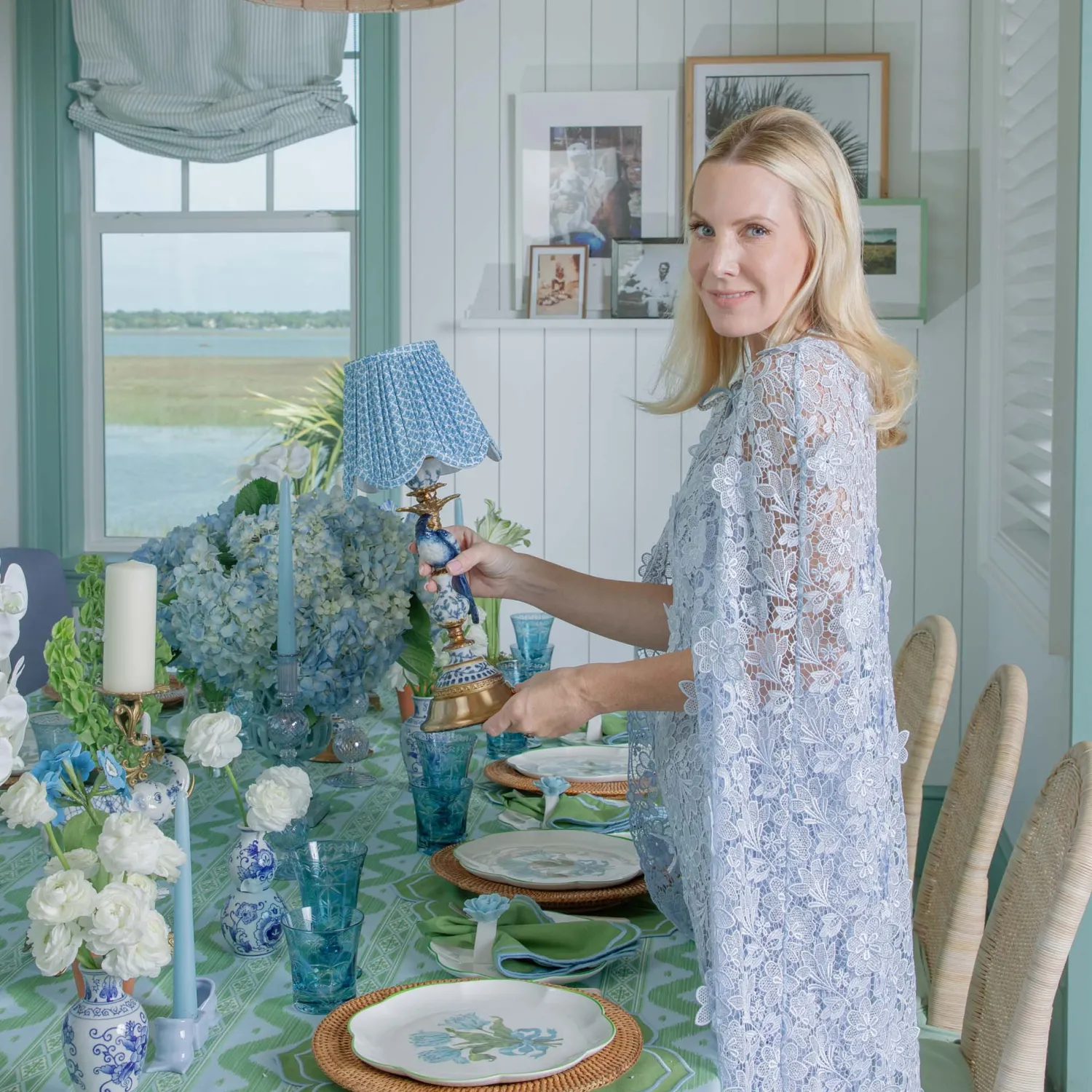 Mrs. Alice Blue Parrot Rechargeable Lamp with Blue Lotus Deep Scallop Shade (18cm)< Rechargeable Table Lamps | Summer Lighting