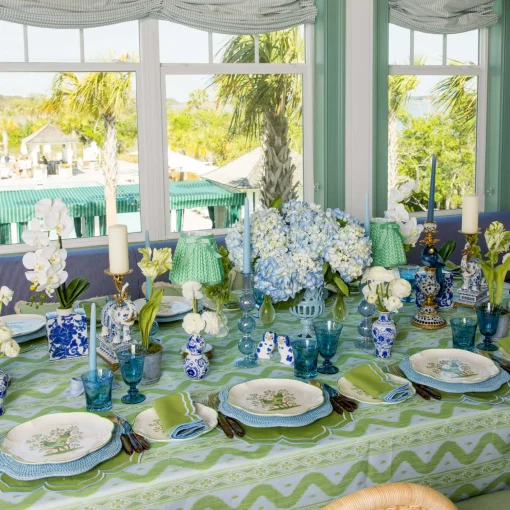 Mrs. Alice Blue Scalloped Rattan Charger Plates (Set of 4)< Summer Table Linen | Placemats