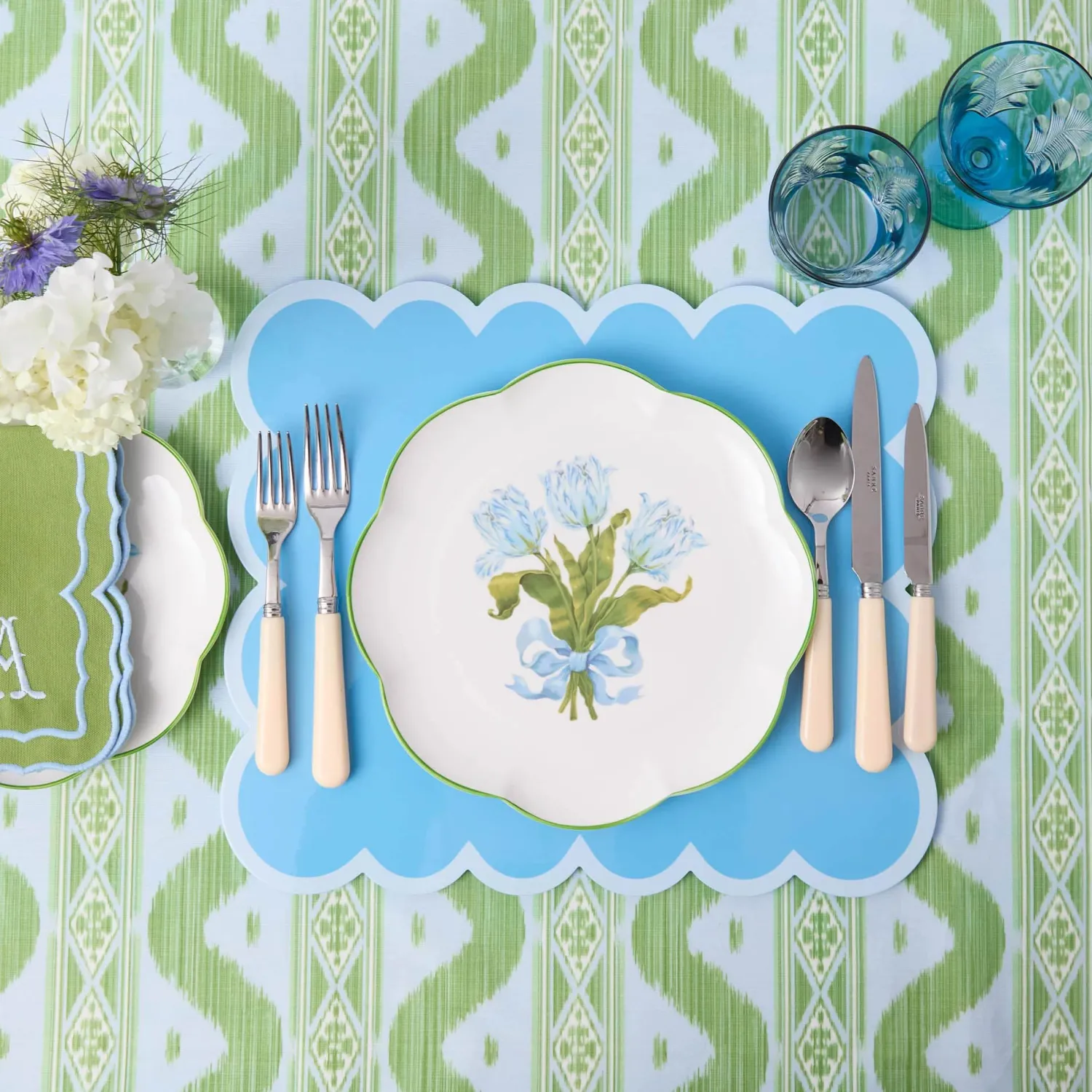 Mrs. Alice Blue Tulip Starter Plates (Set of 4)< Summer Crockery | Starter Plates