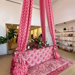 Mrs. Alice Carolina Pink Napkins (Set of 4)< Napkins | Mrs. Alice Monogram