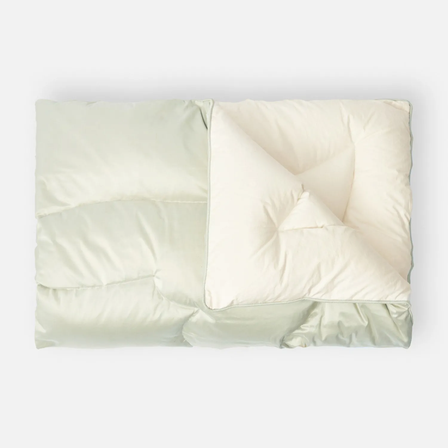 Mrs. Alice Celadon Silk Eiderdown< Bedding | For Her