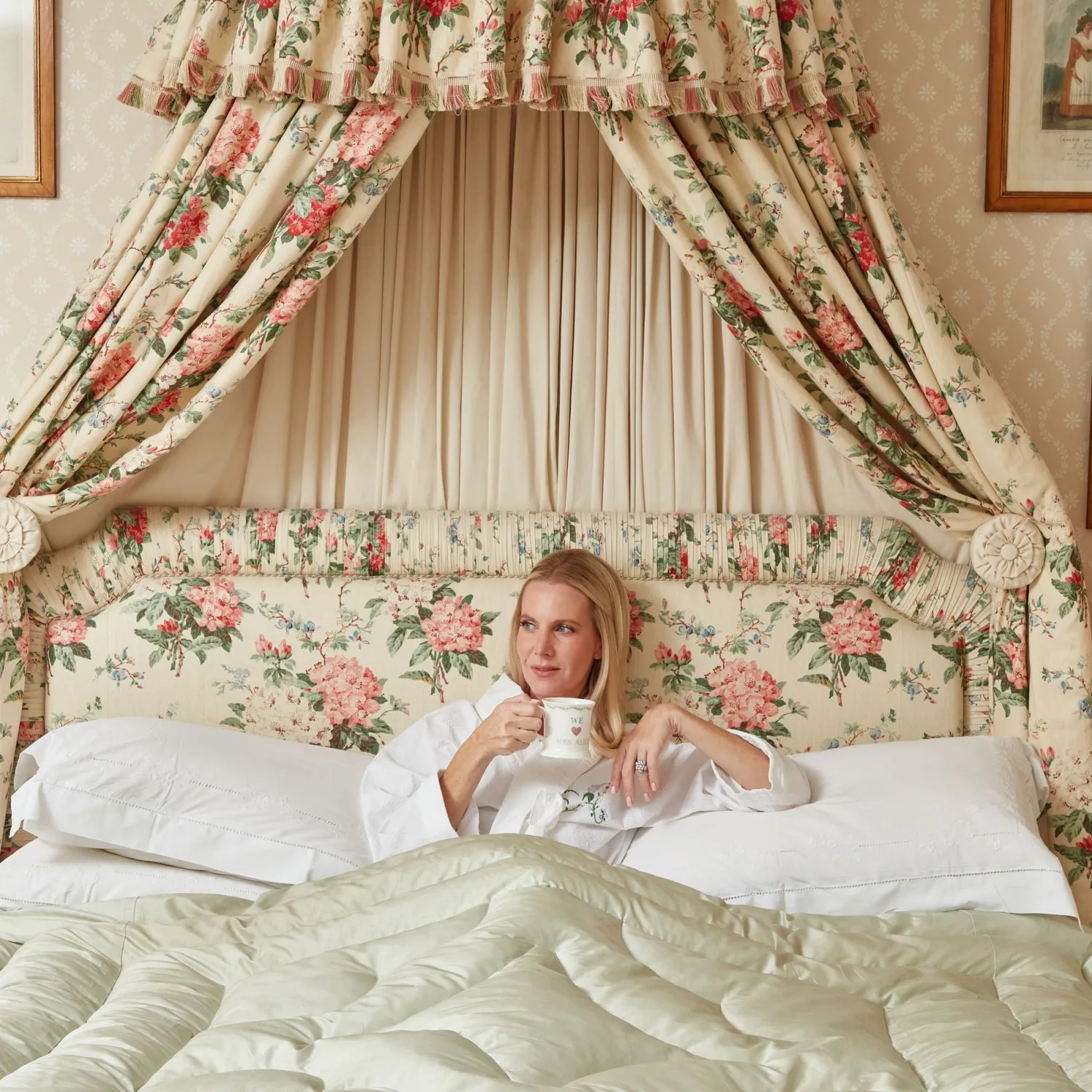 Mrs. Alice Celadon Silk Eiderdown< Bedding | For Her