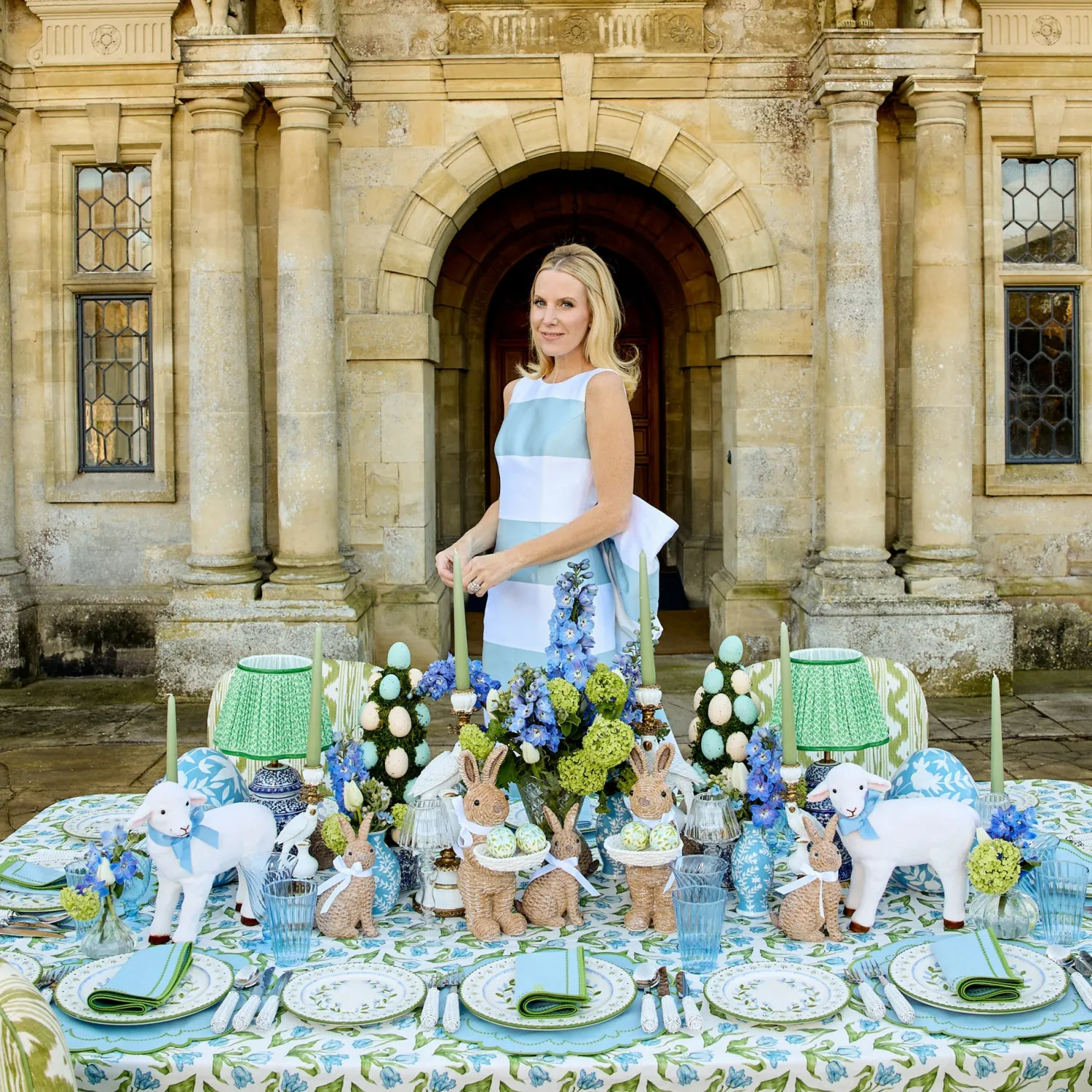 Mrs. Alice Chinoiserie Rechargeable Lamp< Rechargeable Table Lamps | Lamp Stands