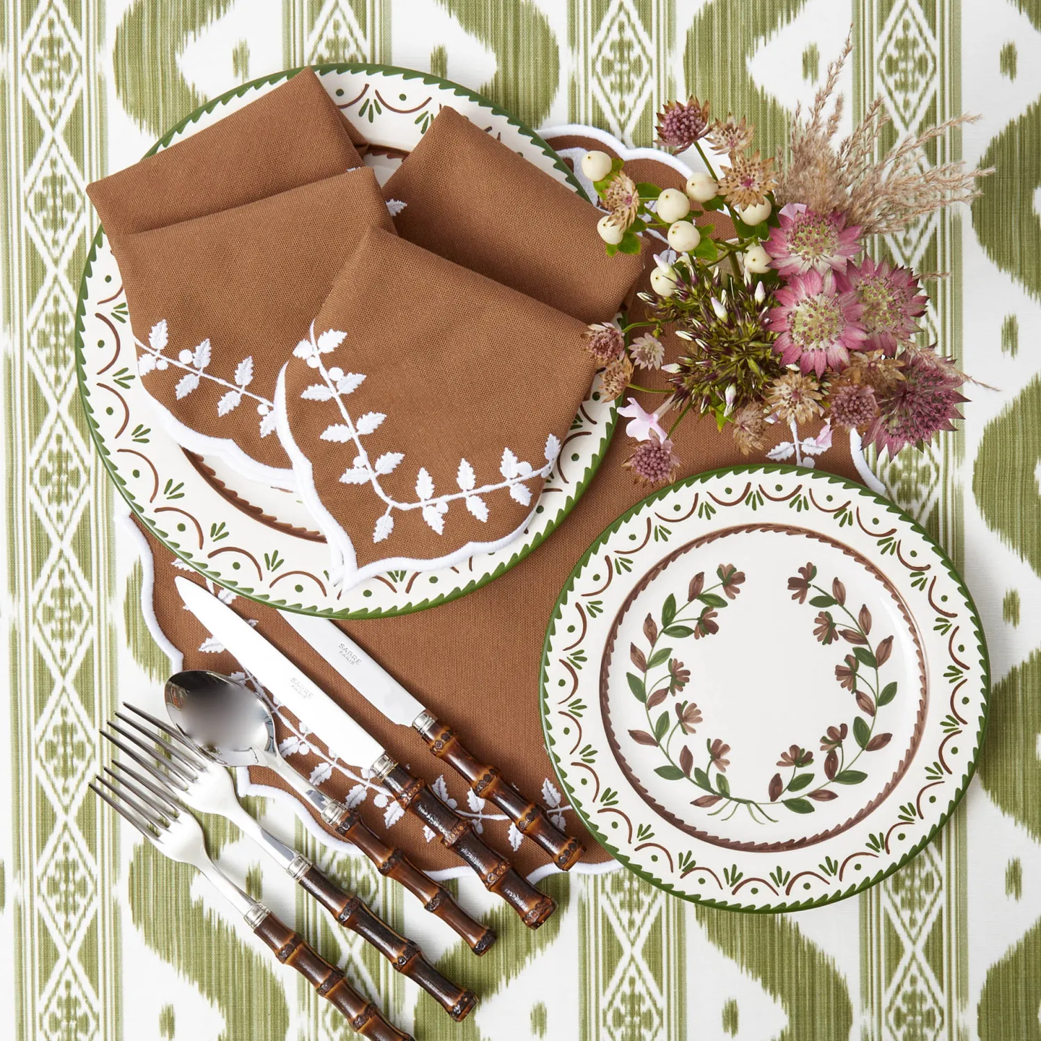 Mrs. Alice Chocolate Bow Laurel Napkins (Set of 4)< Napkins