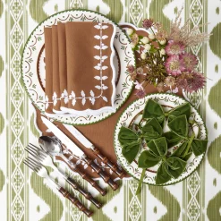 Mrs. Alice Chocolate Bow Laurel Placemats (Set of 4)< Placemats