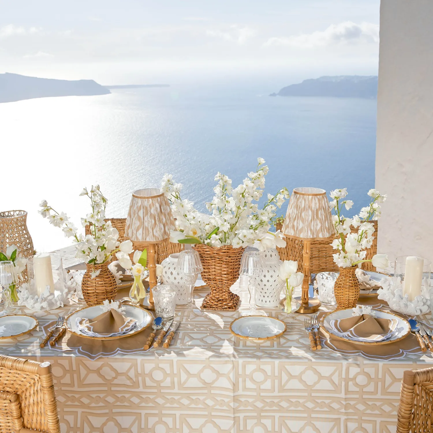 Mrs. Alice Coral Napkin Ring (Set of 4)< Napkin Rings & Bows