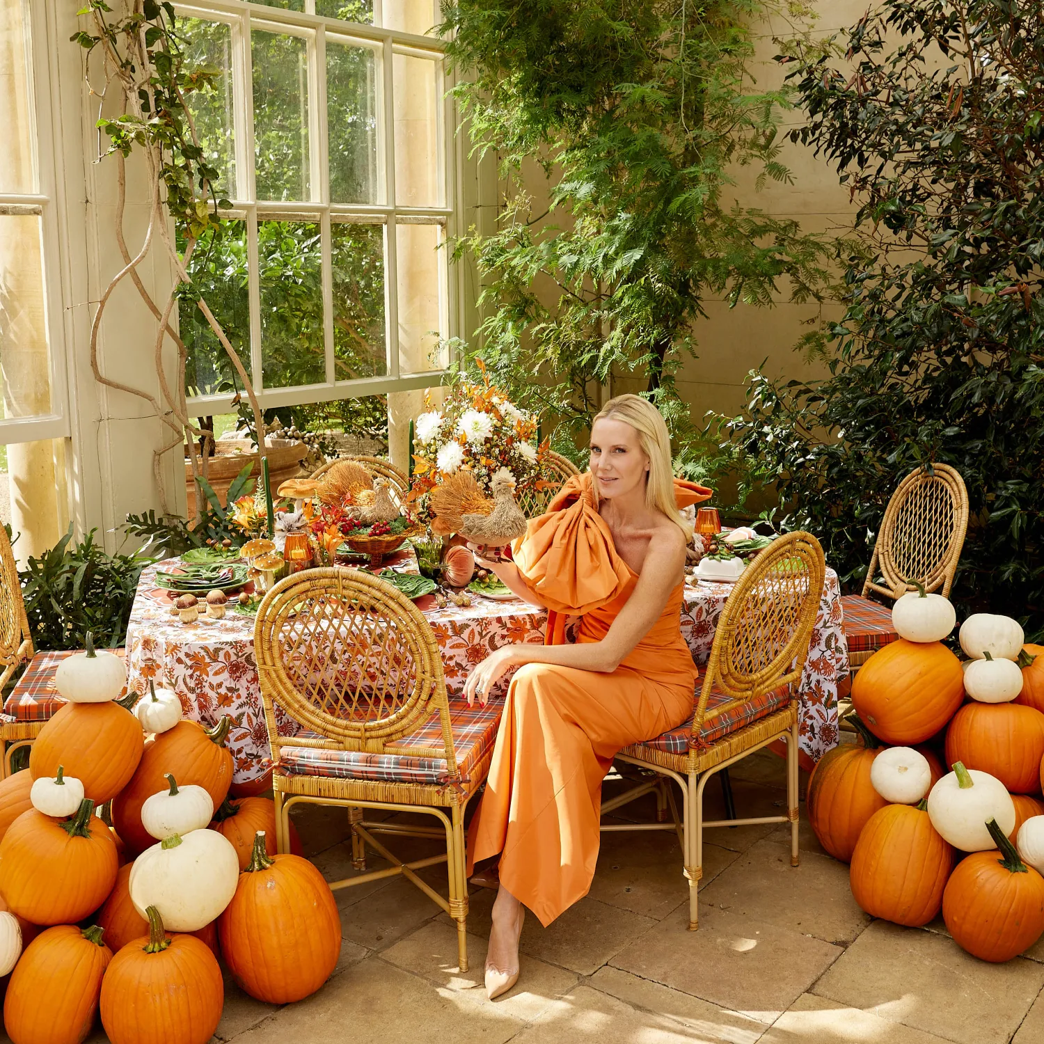 Mrs. Alice Decorative Raffia Turkey< Autumn Decorations