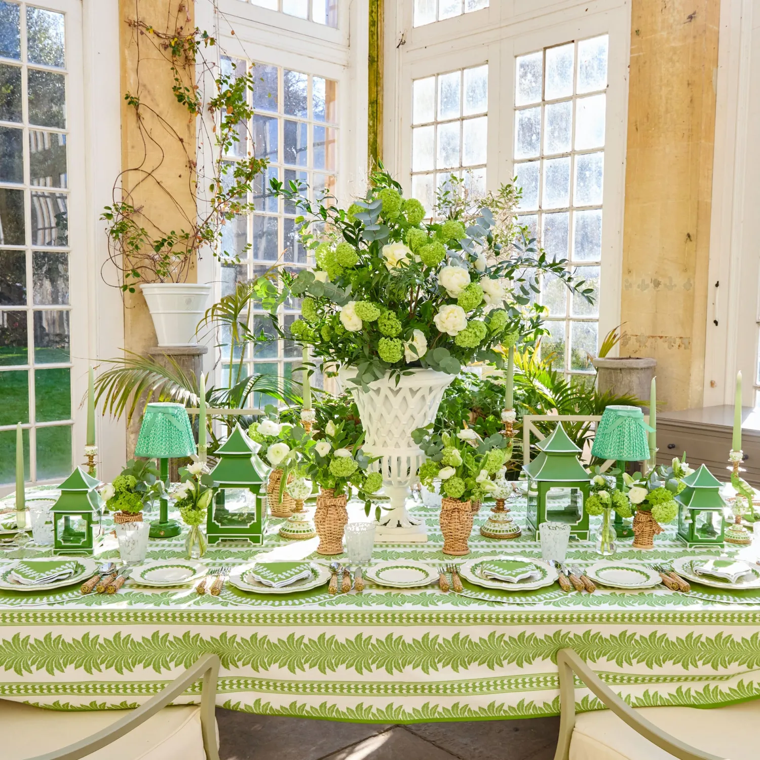 Mrs. Alice Eden Green Candle Holders (Pair)< Summer Glassware | Summer Candleware