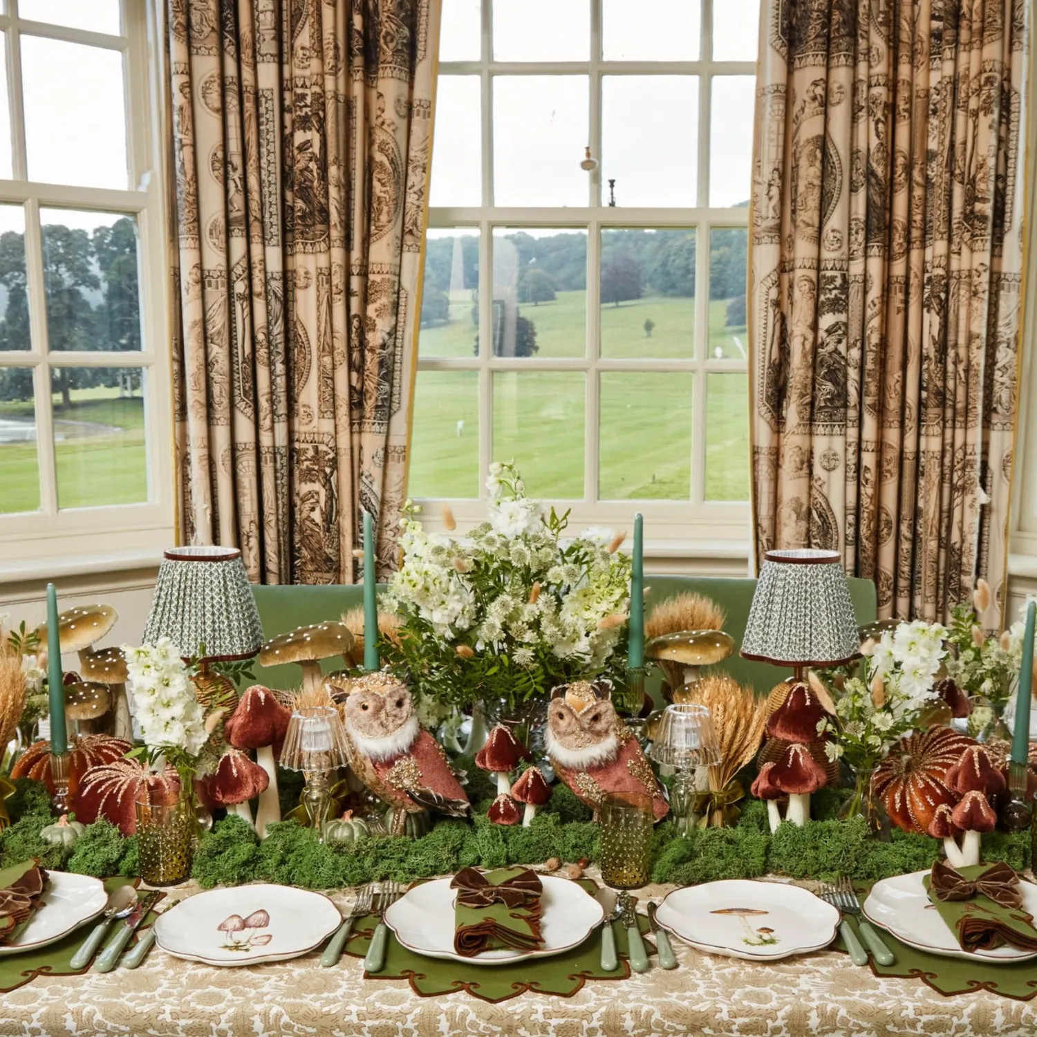 Mrs. Alice Eden Green Candle Holders (Pair)< Summer Glassware | Summer Candleware