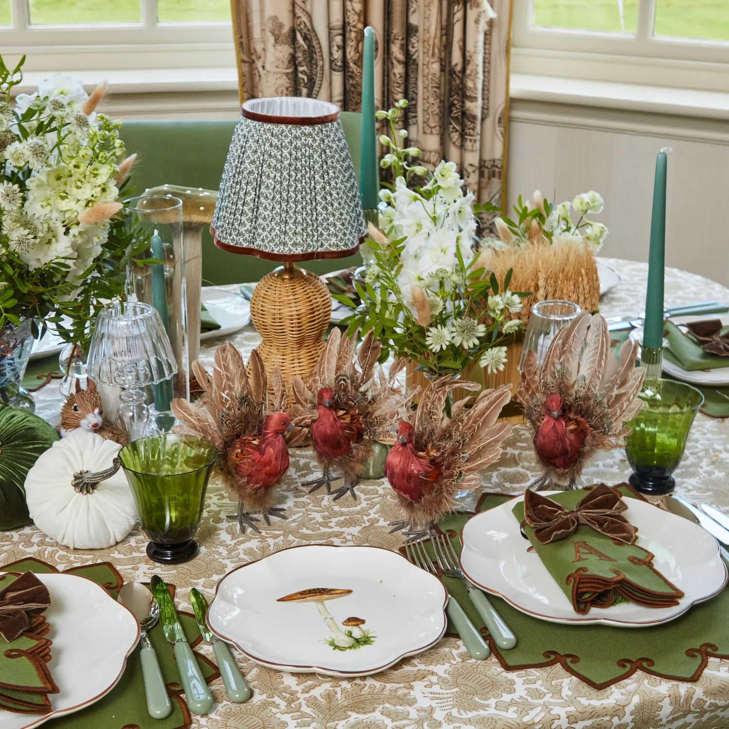 Mrs. Alice Eden Green Candle Holders (Pair)< Summer Glassware | Summer Candleware