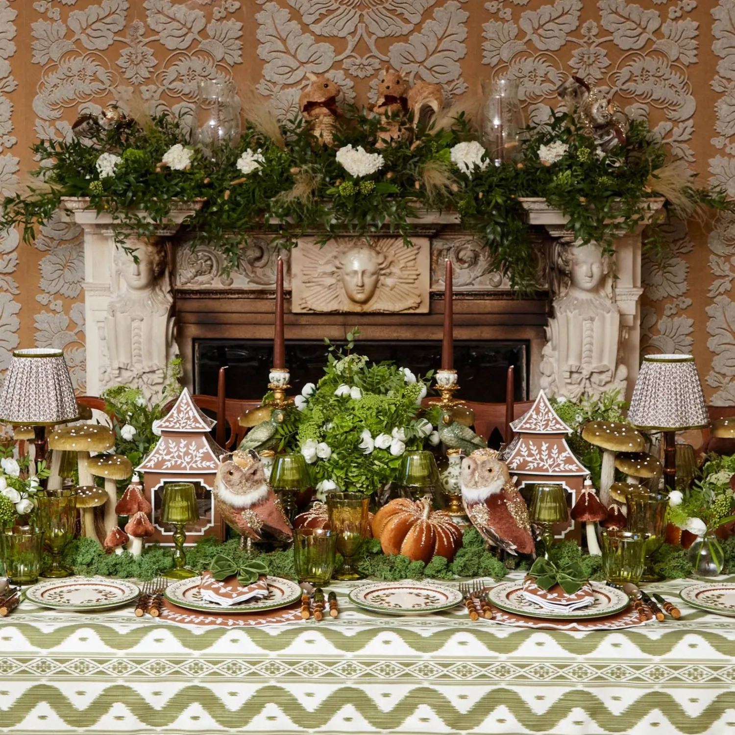 Mrs. Alice Elise Medium Amber Candle Holder (Pair)< Candle Holders