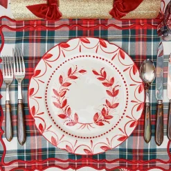 Mrs. Alice Elizabeth Red Garland Dinner Plates (Set of 4)< Dinner Plates | Crockery Sets