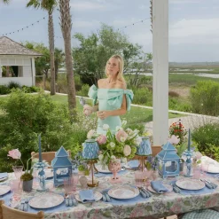 Mrs. Alice Eloise Periwinkle Napkins (Set of 4)< Summer Table Linen | Napkins