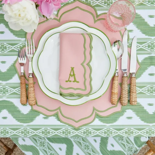 Mrs. Alice Fleur Pink Napkins (Set of 4)< Napkins | Mrs. Alice Monogram