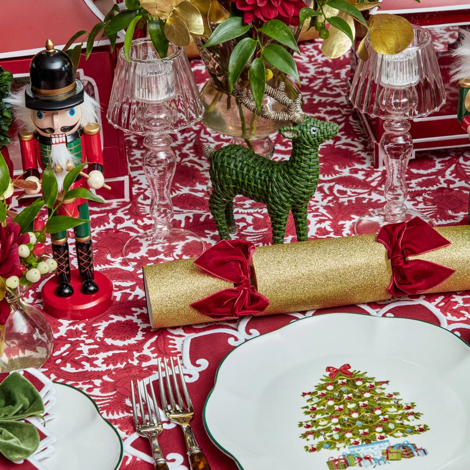 Mrs. Alice Forest Green Rattan Reindeer Family< Christmas Decorations