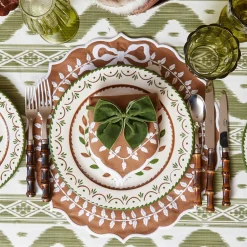 Mrs. Alice Forest Green Velvet Napkin Bows (Set of 4)< Napkin Rings & Bows | For The Chalet