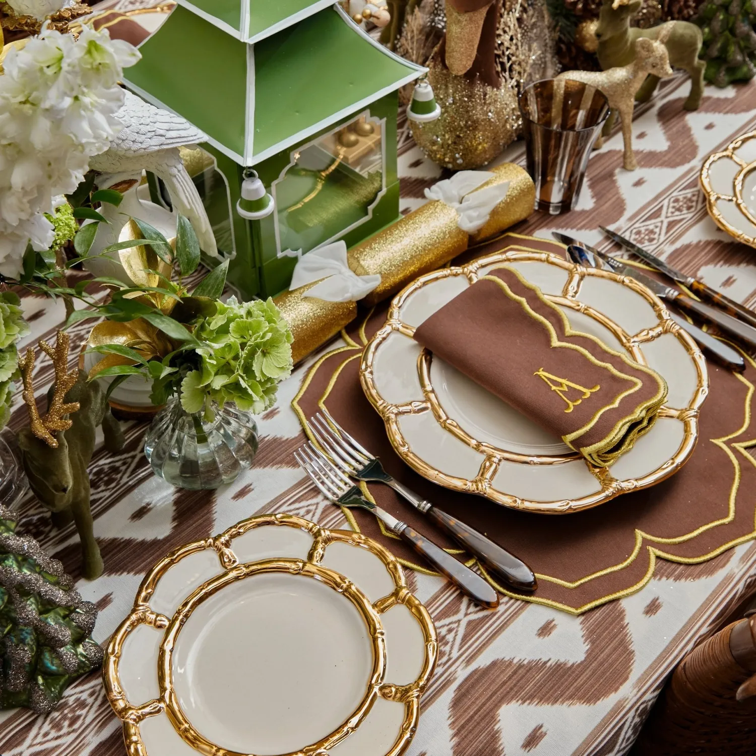 Mrs. Alice Gold Petal Bamboo Starter Plates (Set of 4)< Starter Plates | Crockery Sets