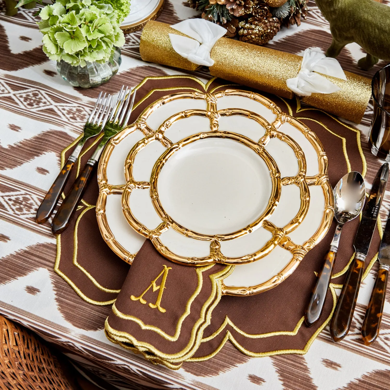 Mrs. Alice Gold Petal Bamboo Starter Plates (Set of 4)< Starter Plates | Crockery Sets