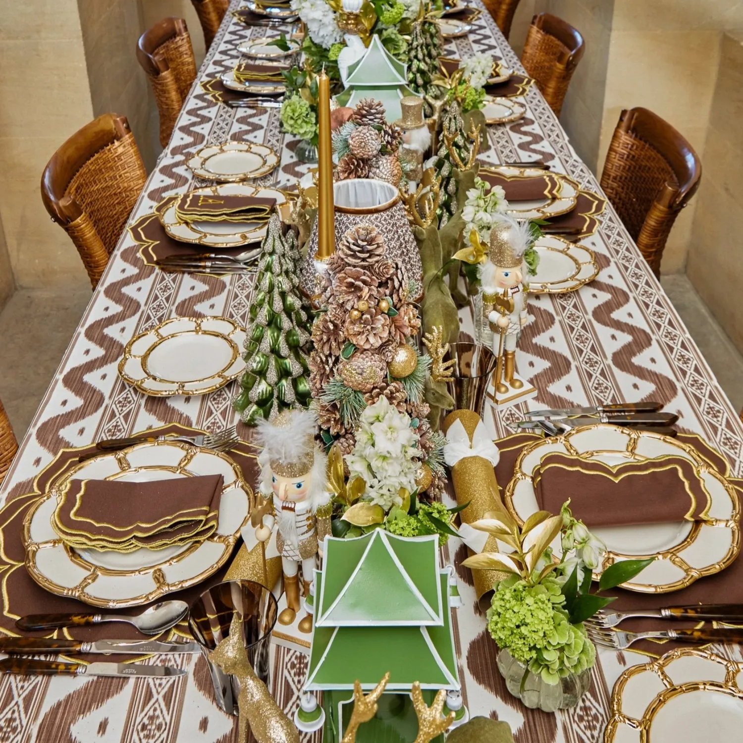 Mrs. Alice Gold Petal Bamboo Starter Plates (Set of 4)< Starter Plates | Crockery Sets