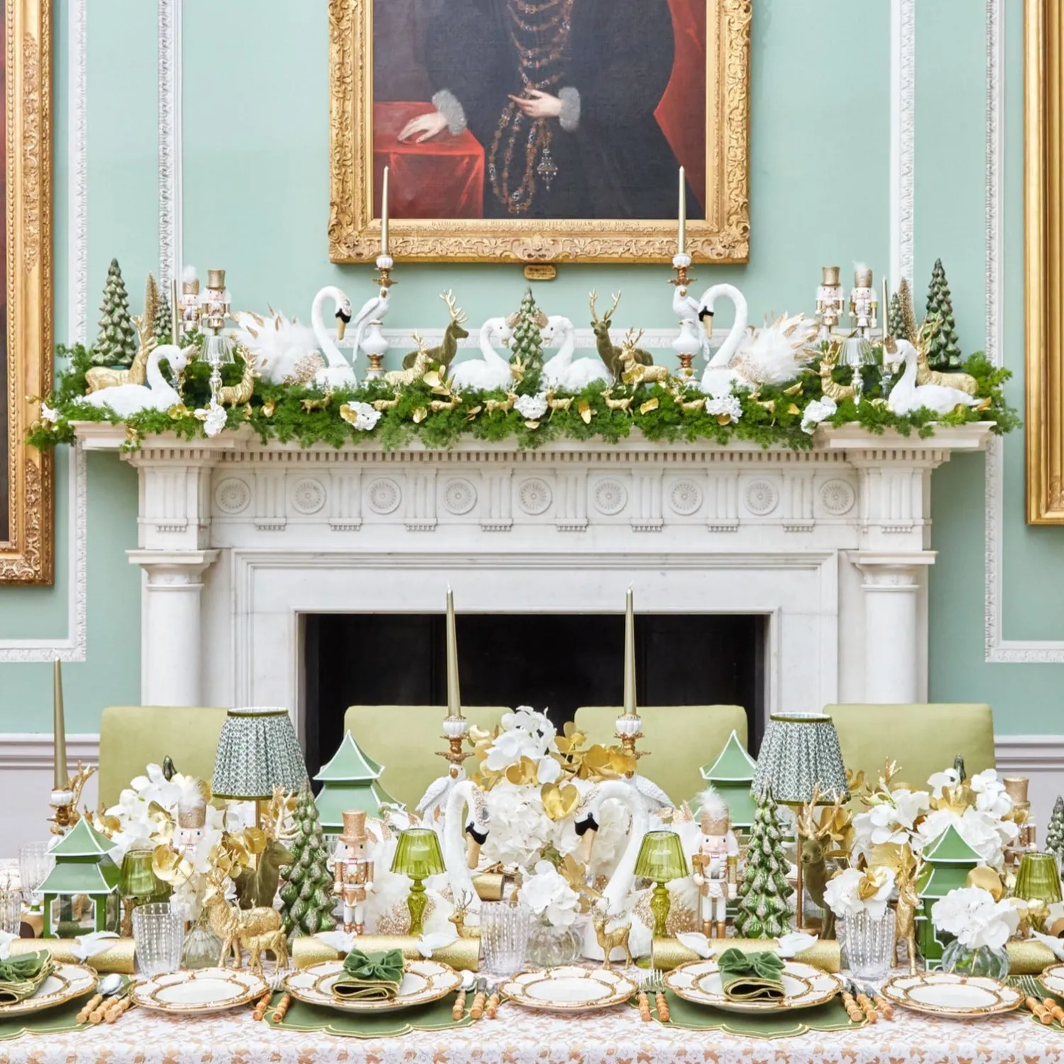 Mrs. Alice Gold Petal Bamboo Starter Plates (Set of 4)< Starter Plates | Crockery Sets