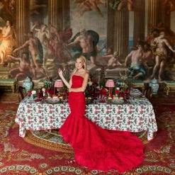 Mrs. Alice Gold Trimmed Red Velvet Bows (Set of 4)< Napkin Rings & Bows