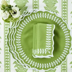 Mrs. Alice Green Laurel Napkins (Set of 4)< Napkins