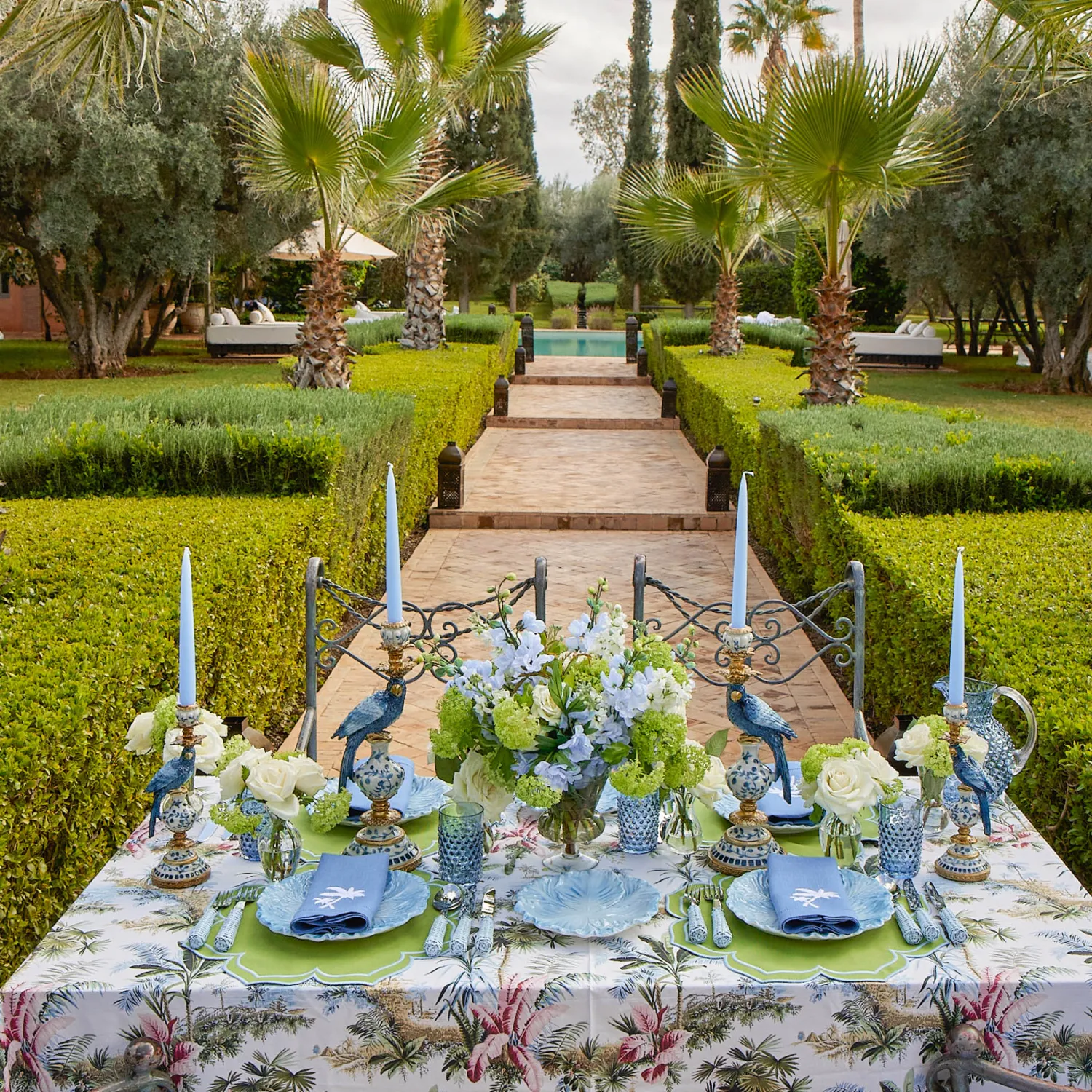 Mrs. Alice Handmade Ice Blue Candles (Set of 8)< Summer Candleware | Candles