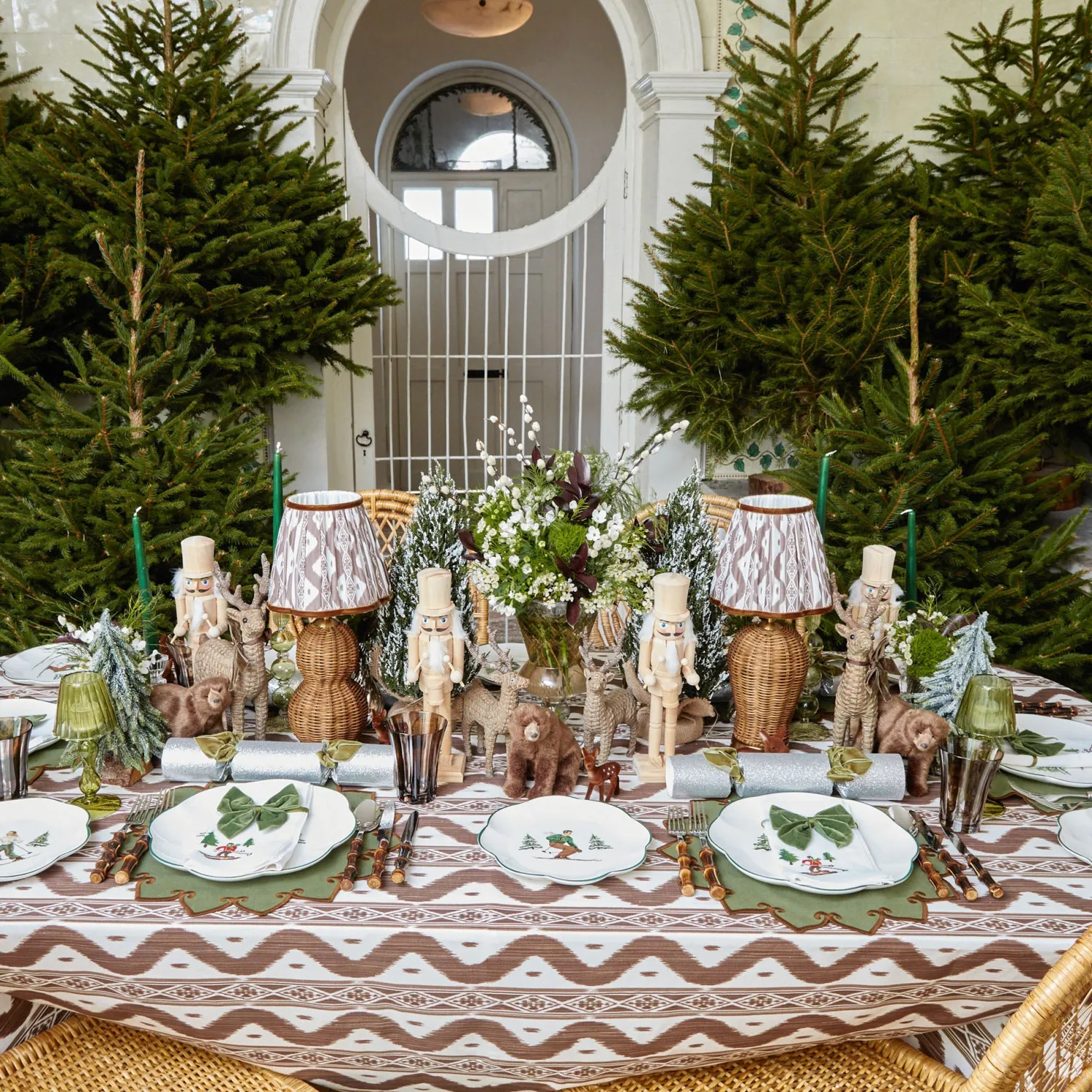 Mrs. Alice Heidi & Hans Skier Starter Plates (Set of 4)< Starter Plates | Crockery Sets