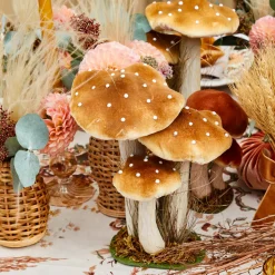 Mrs. Alice Joy of Autumn Tablescape< Autumn Decorations