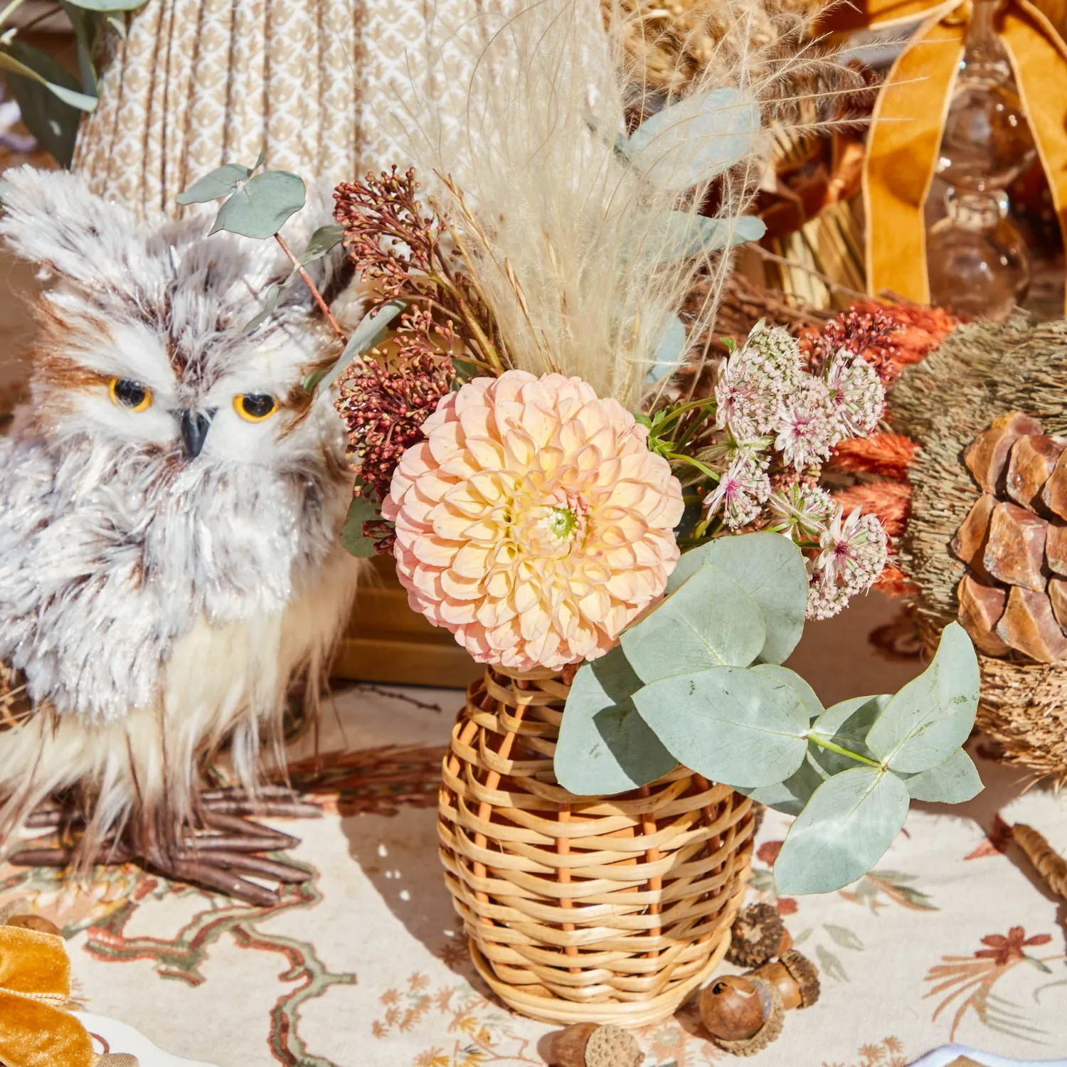 Mrs. Alice Joy of Autumn Tablescape< Autumn Decorations