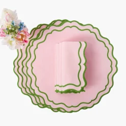 Mrs. Alice Joy of Spring Tablescape< Spring Decorations