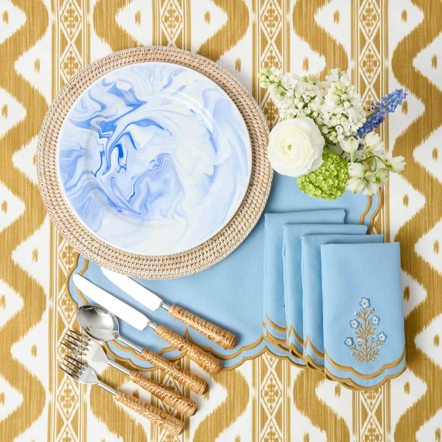 Mrs. Alice Julia Blue Marbled Dinner Plate (Set of 4)< Summer Crockery | Dinner Plates