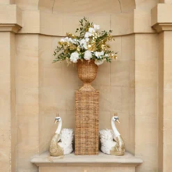 Mrs. Alice Large Giselle Glitter Swan< Christmas Decorations