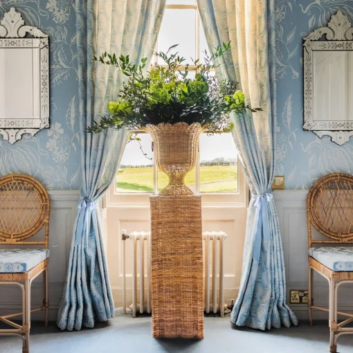 Mrs. Alice Liliana Scalloped Rattan Urn & Pedestal< Vases | Vases & Planters