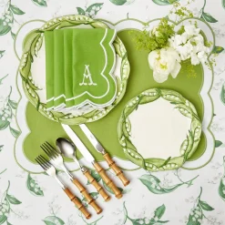Mrs. Alice Lily of the Valley Starter Plate< Summer Crockery | Starter Plates