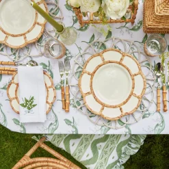 Mrs. Alice Lily of the Valley White Linen Napkins (Set of 4)< Napkins