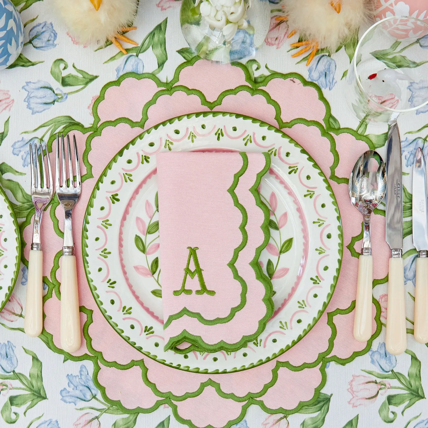 Mrs. Alice Lily Pink & Green Napkins (Set of 4)< Napkins | Mrs. Alice Monogram