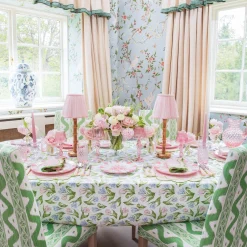 Mrs. Alice Lily Pink & Green Placemats & Napkins (Set of 4)< Table Linen Sets | Mrs. Alice Monogram