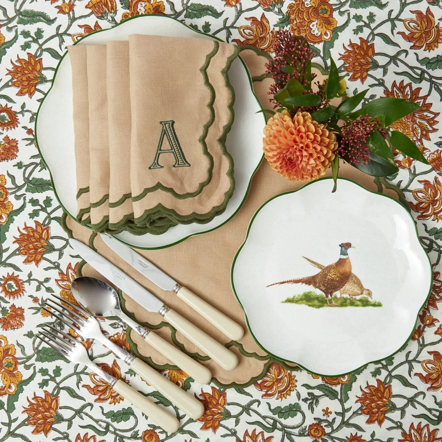 Mrs. Alice Lily Sand & Green Placemats & Napkins (Set of 4)< Table Linen Sets | Mrs. Alice Monogram