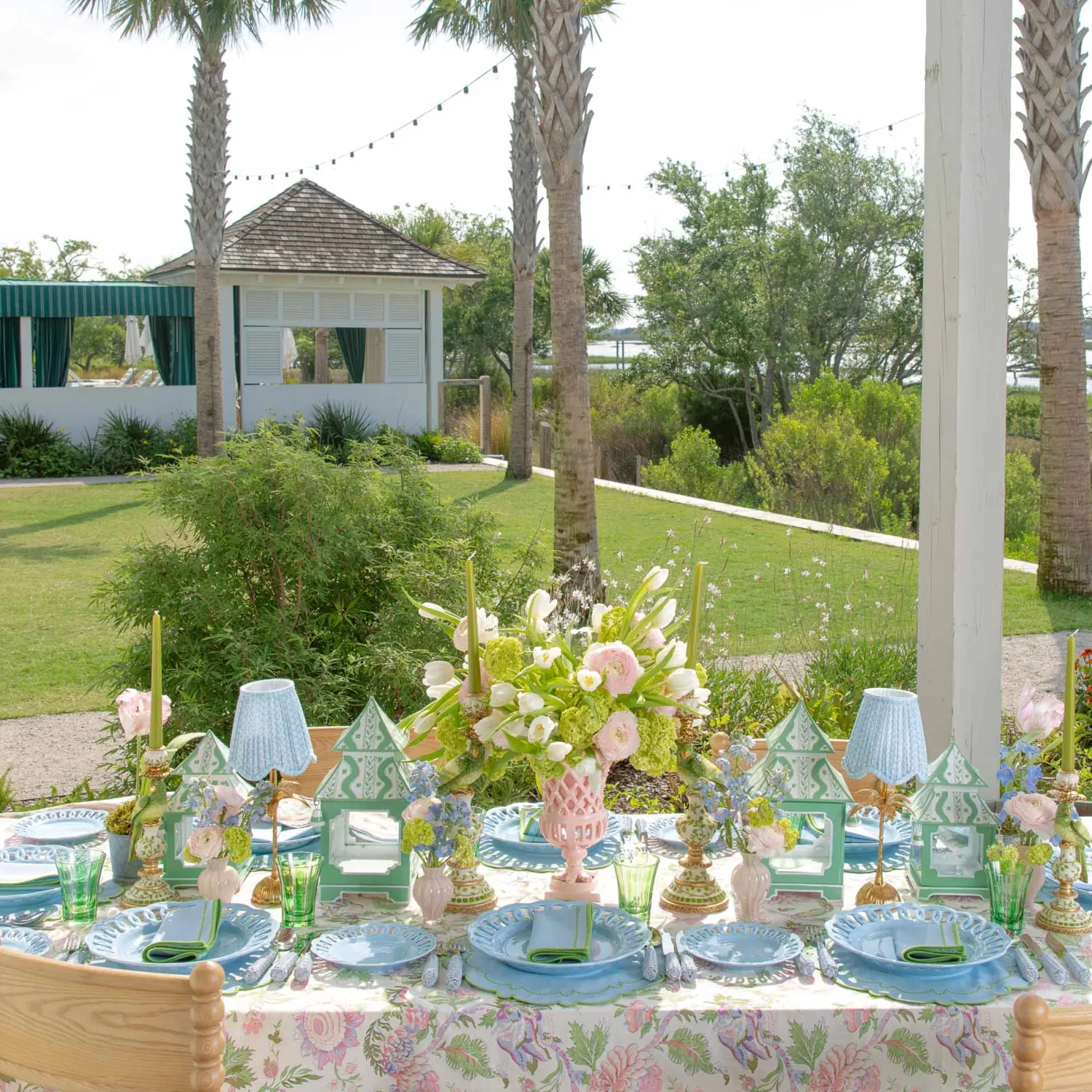 Mrs. Alice Mariana Blue & Green Napkins (Set of 4)< Summer Table Linen | Napkins