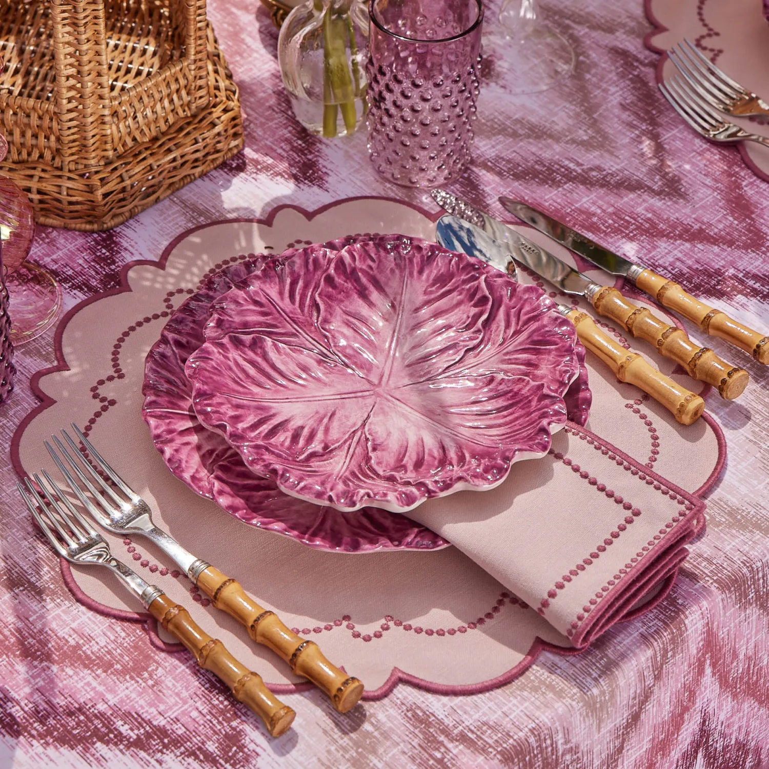 Mrs. Alice Mariana Pink Napkins (Set of 4)< Summer Table Linen | Napkins