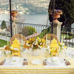 Mrs. Alice Mimosa White Linen Napkins (Set of 4)< Napkins