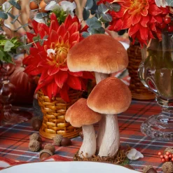 Mrs. Alice Decorative Acorns< Autumn Decorations