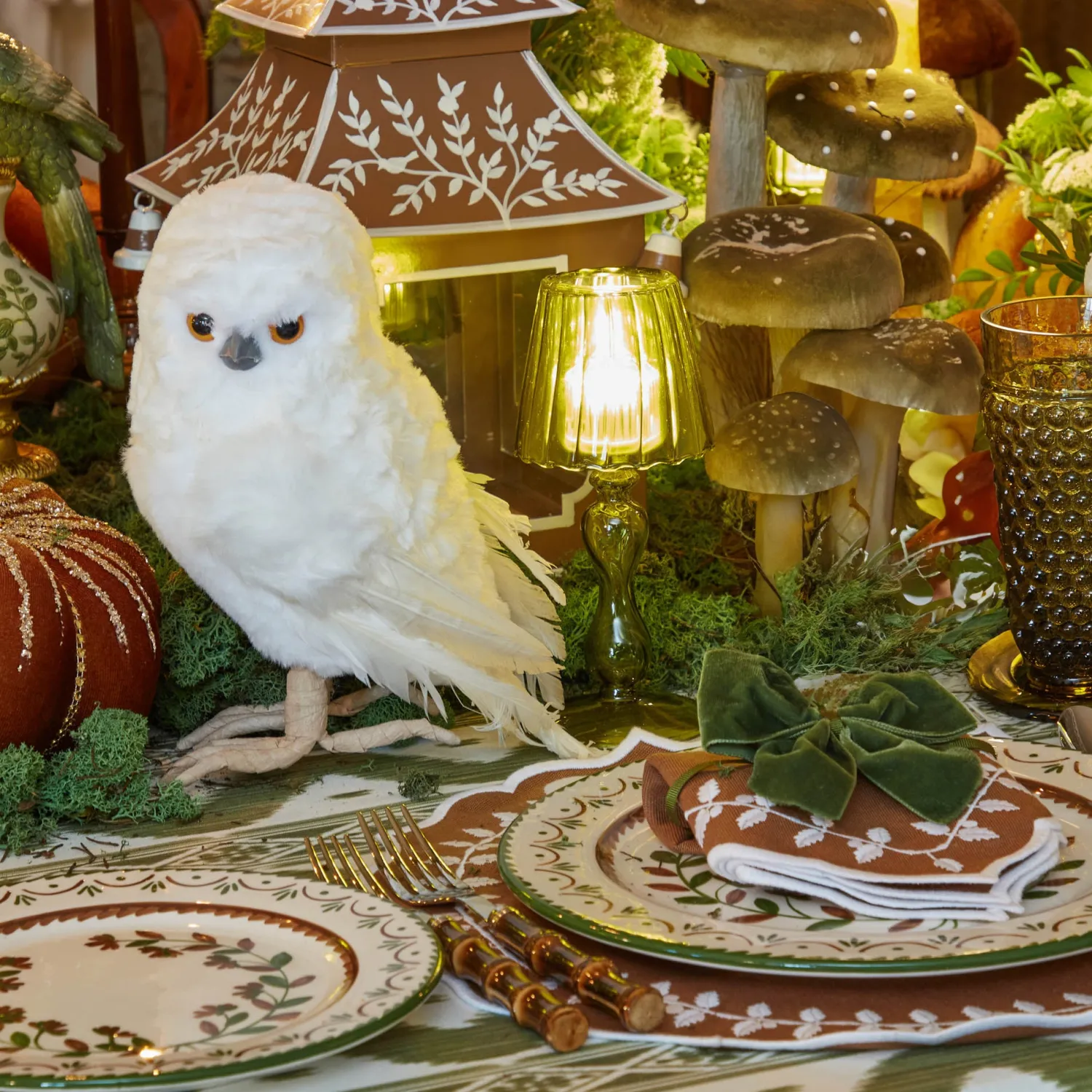 Mrs. Alice Decorative Moss< Spring Decorations | Autumn Decorations