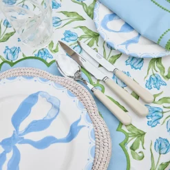 Mrs. Alice Natural Scalloped Rattan Charger Plates (Set of 4)< Placemats | For Her