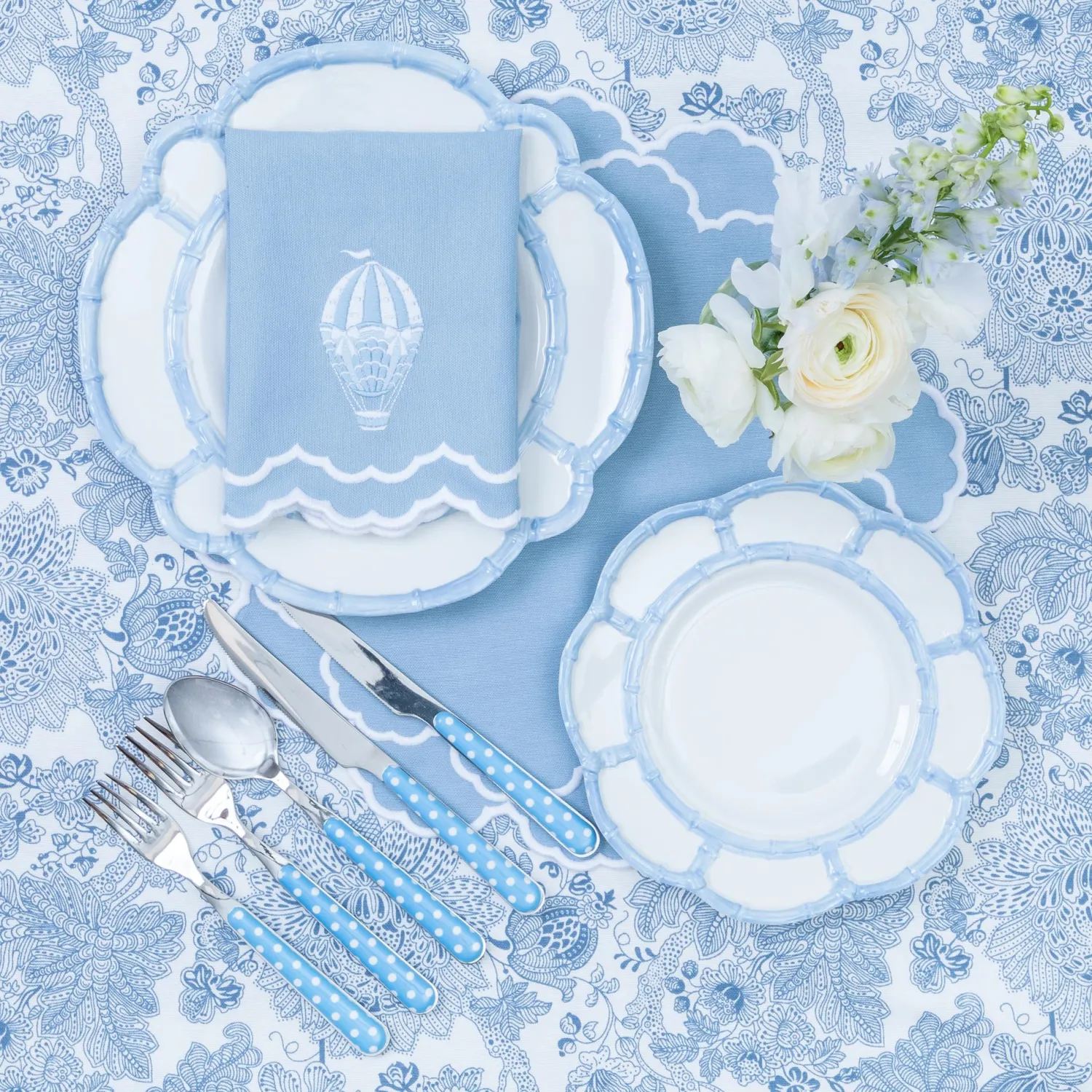 Mrs. Alice Nikki Hot Air Balloon Blue Napkins (Set of 4)< Napkins